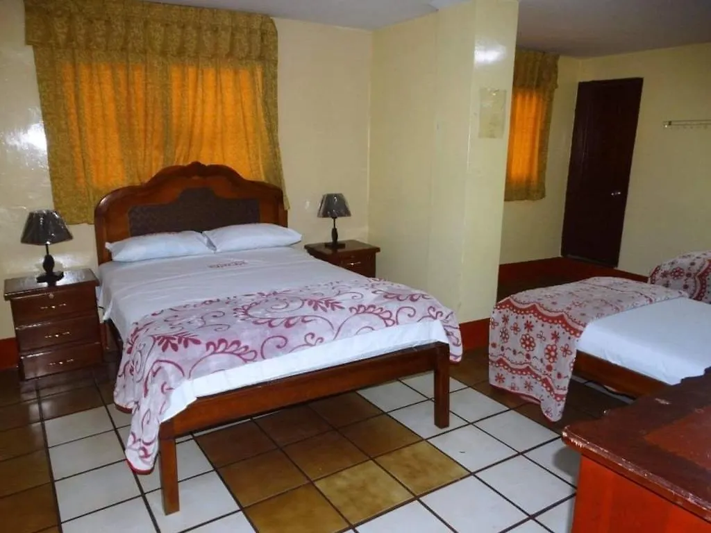 Hostal Santa Rosa 瓜亚基尔 厄瓜多尔