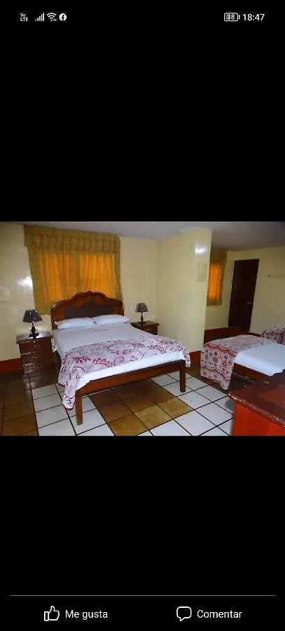招待所 Hostal Santa Rosa 瓜亚基尔