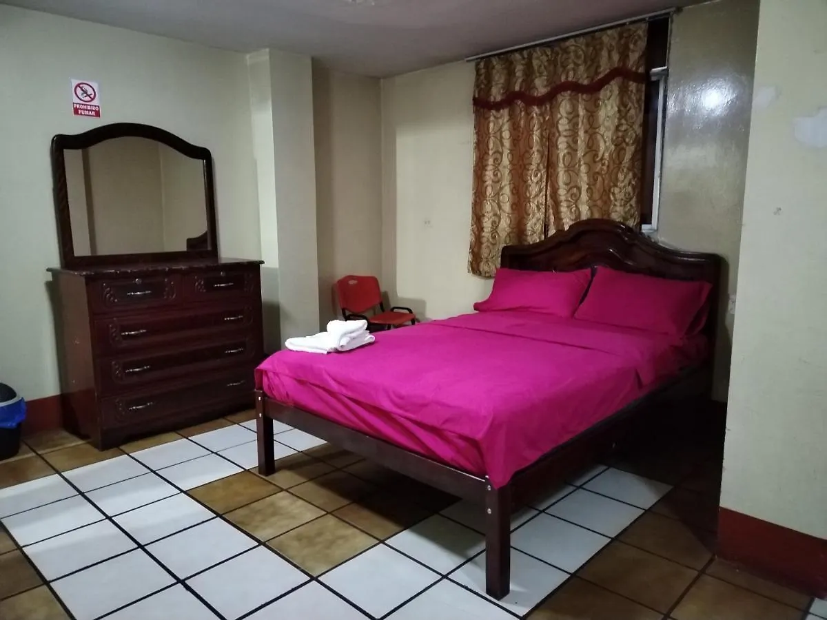 Hostal Santa Rosa 瓜亚基尔 0*,